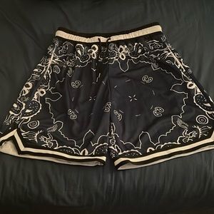 Extra comfortable paisley print shorts for both men and women